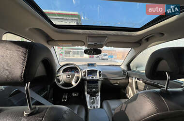 Позашляховик / Кросовер Chevrolet Captiva 2014 в 