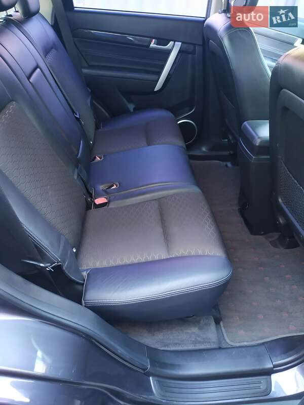 Внедорожник / Кроссовер Chevrolet Captiva 2015 в Широкой Даче