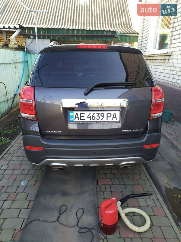 Внедорожник / Кроссовер Chevrolet Captiva 2015 в Широкой Даче