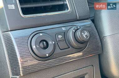 Внедорожник / Кроссовер Chevrolet Captiva 2013 в 