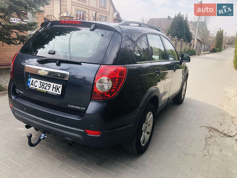 Позашляховик / Кросовер Chevrolet Captiva 2009 в Луцьку