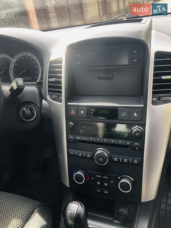 Позашляховик / Кросовер Chevrolet Captiva 2009 в Луцьку