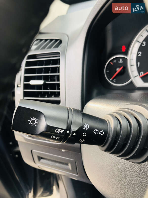 Позашляховик / Кросовер Chevrolet Captiva 2009 в Луцьку