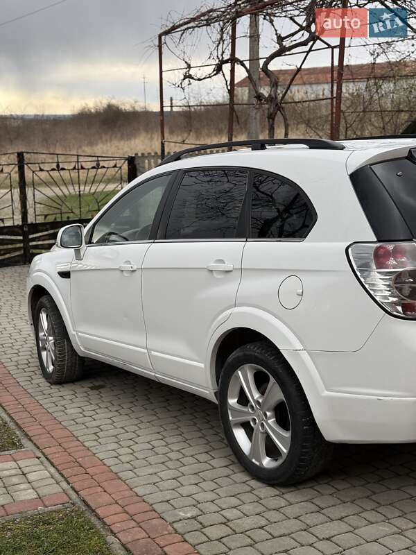 Позашляховик / Кросовер Chevrolet Captiva 2012 в Бориславі