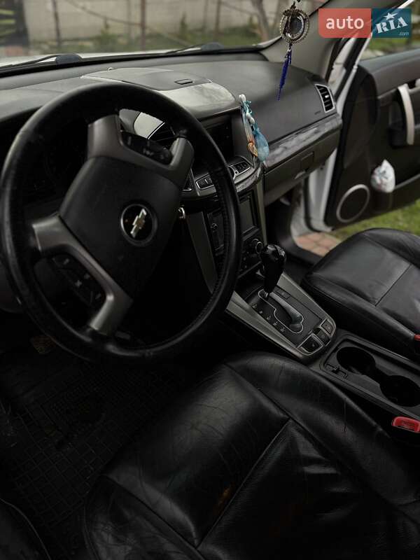 Позашляховик / Кросовер Chevrolet Captiva 2012 в Бориславі