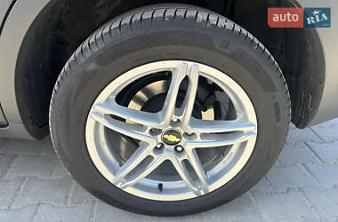 Внедорожник / Кроссовер Chevrolet Captiva 2009 в 