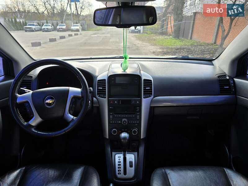 Позашляховик / Кросовер Chevrolet Captiva 2010 в Києві