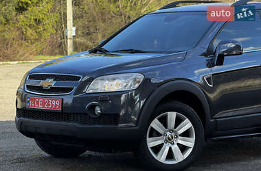Внедорожник / Кроссовер Chevrolet Captiva 2008 в 