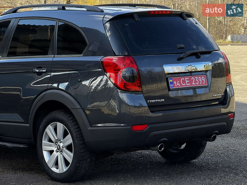 Внедорожник / Кроссовер Chevrolet Captiva 2008 в Ивано-Франковске