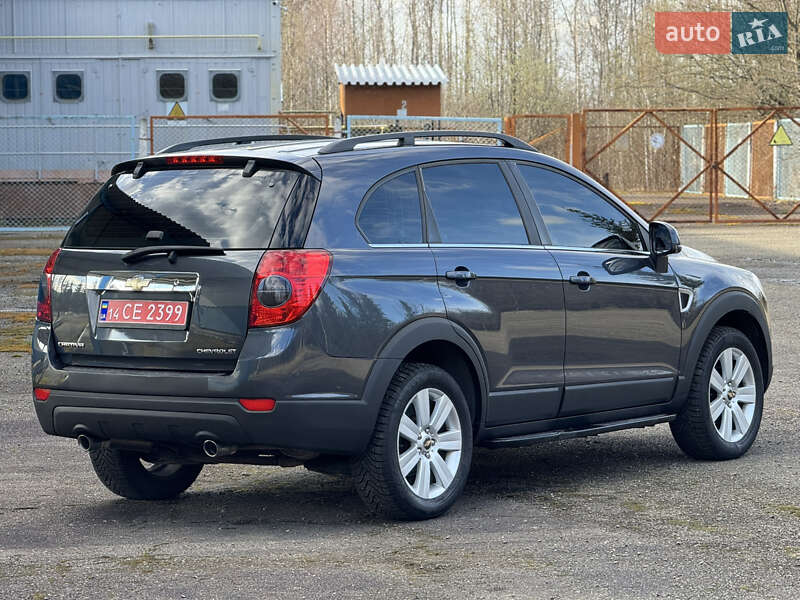 Внедорожник / Кроссовер Chevrolet Captiva 2008 в Ивано-Франковске