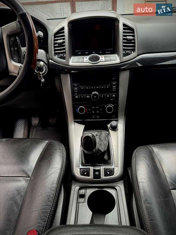 Внедорожник / Кроссовер Chevrolet Captiva 2012 в Хусте фото 13 Внедорожник / Кроссовер Chevrolet Captiva 2012 в Хусте