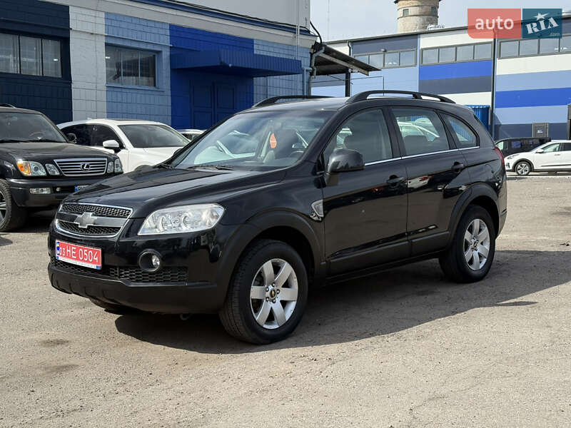 Внедорожник / Кроссовер Chevrolet Captiva 2010 в Ровно