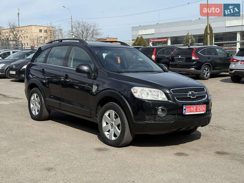 Внедорожник / Кроссовер Chevrolet Captiva 2010 в Ровно