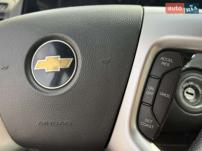 Внедорожник / Кроссовер Chevrolet Captiva 2010 в Ровно