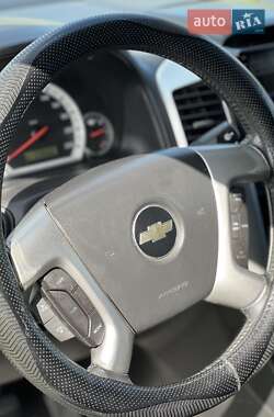 Позашляховик / Кросовер Chevrolet Captiva 2009 в 