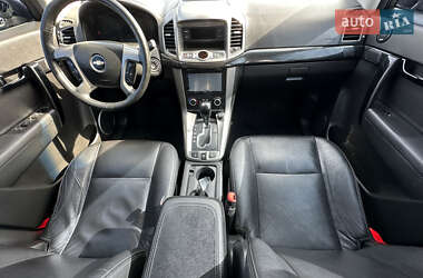 Позашляховик / Кросовер Chevrolet Captiva 2012 в 