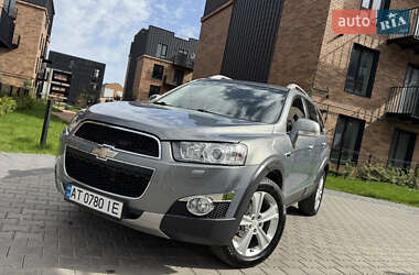 Позашляховик / Кросовер Chevrolet Captiva 2011 в 
