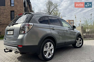 Позашляховик / Кросовер Chevrolet Captiva 2011 в 