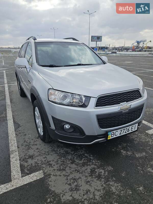 Позашляховик / Кросовер Chevrolet Captiva 2013 в Львові