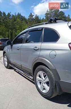 Позашляховик / Кросовер Chevrolet Captiva 2010 в 