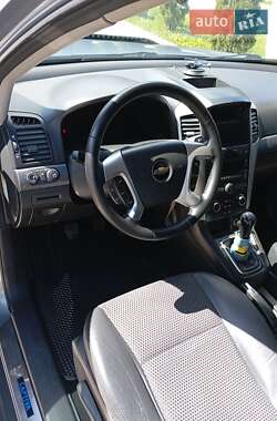 Позашляховик / Кросовер Chevrolet Captiva 2010 в 