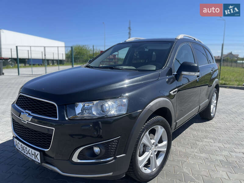 Внедорожник / Кроссовер Chevrolet Captiva 2013 в Луцке