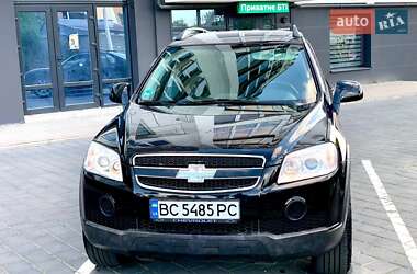 Позашляховик / Кросовер Chevrolet Captiva 2010 в 