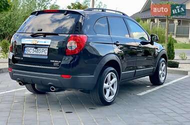 Позашляховик / Кросовер Chevrolet Captiva 2010 в 