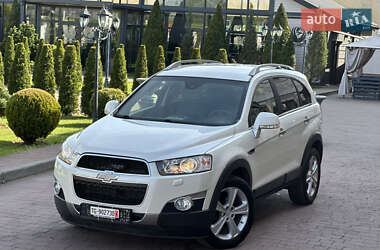 Позашляховик / Кросовер Chevrolet Captiva 2011 в 