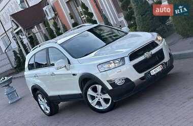 Позашляховик / Кросовер Chevrolet Captiva 2011 в 