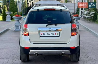 Позашляховик / Кросовер Chevrolet Captiva 2011 в 