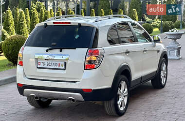 Позашляховик / Кросовер Chevrolet Captiva 2011 в 