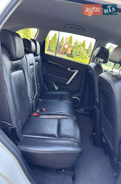 Позашляховик / Кросовер Chevrolet Captiva 2011 в 