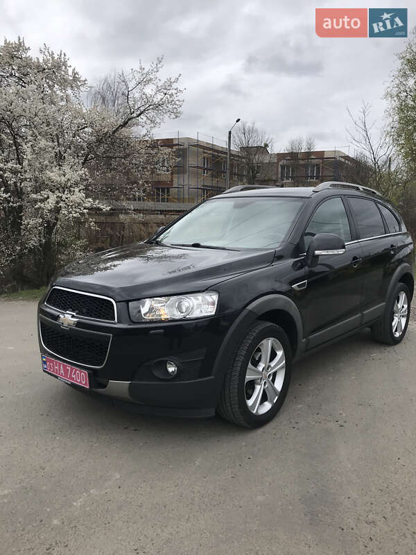Внедорожник / Кроссовер Chevrolet Captiva 2012 в 