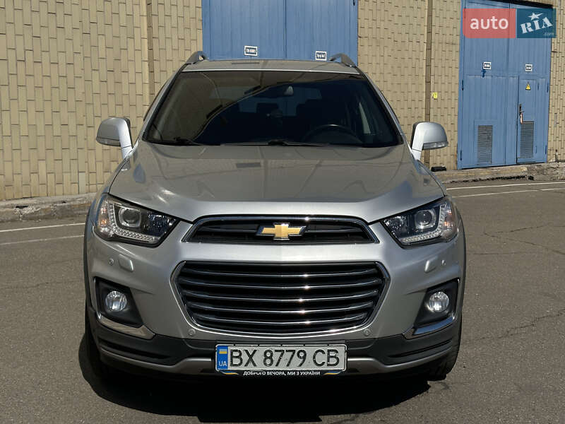 Позашляховик / Кросовер Chevrolet Captiva 2017 в Києві