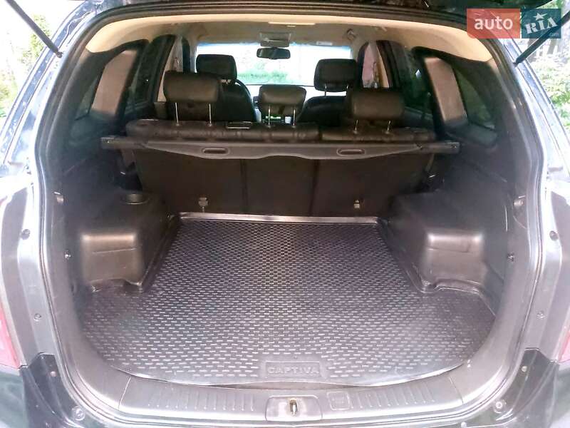 Внедорожник / Кроссовер Chevrolet Captiva 2010 в Чернигове