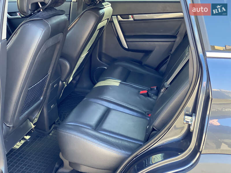 Позашляховик / Кросовер Chevrolet Captiva 2007 в Києві