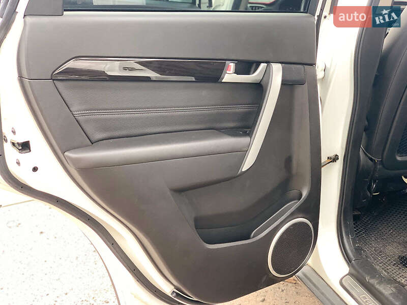 Внедорожник / Кроссовер Chevrolet Captiva 2014 в Виннице