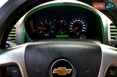 Позашляховик / Кросовер Chevrolet Captiva 2010 в 