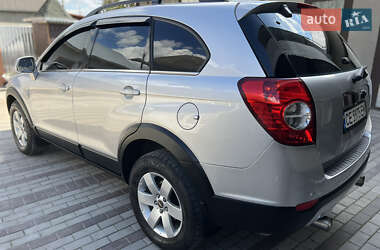 Позашляховик / Кросовер Chevrolet Captiva 2007 в 