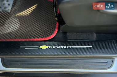 Позашляховик / Кросовер Chevrolet Captiva 2007 в 