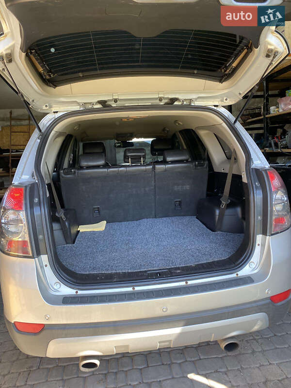 Внедорожник / Кроссовер Chevrolet Captiva 2011 в Кривом Роге