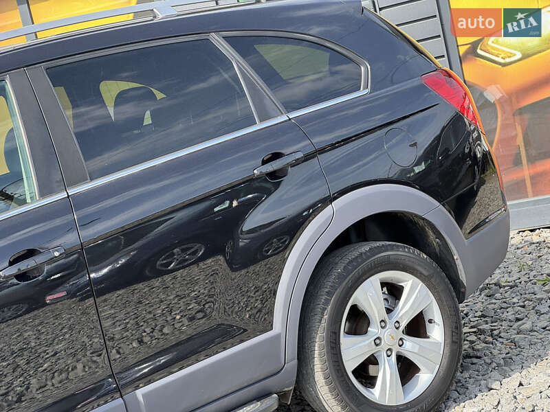 Внедорожник / Кроссовер Chevrolet Captiva 2011 в Стрые