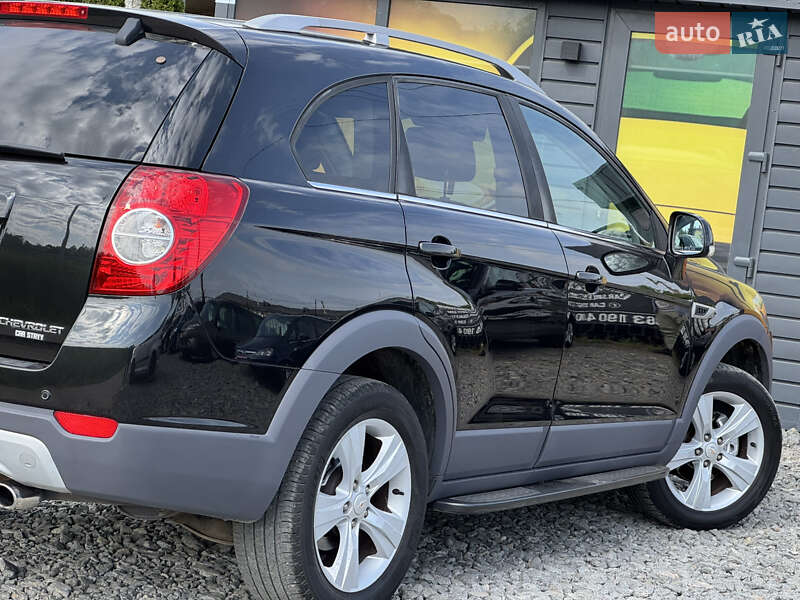 Внедорожник / Кроссовер Chevrolet Captiva 2011 в Стрые