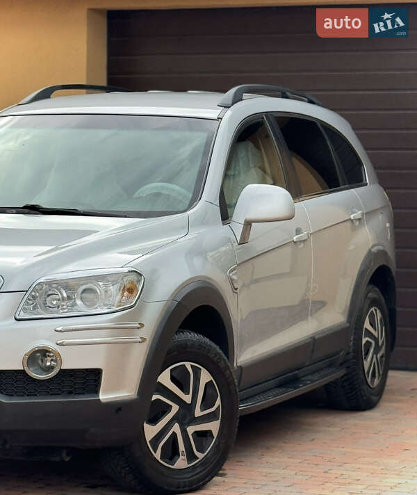 Позашляховик / Кросовер Chevrolet Captiva 2010 в Білій Церкві