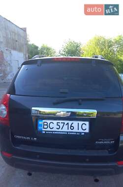Позашляховик / Кросовер Chevrolet Captiva 2009 в 