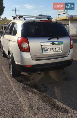 Позашляховик / Кросовер Chevrolet Captiva 2008 в 