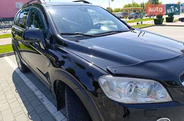 Позашляховик / Кросовер Chevrolet Captiva 2008 в 
