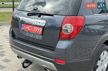 Позашляховик / Кросовер Chevrolet Captiva 2007 в 