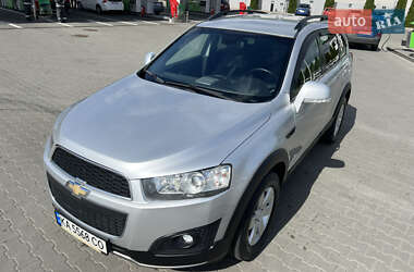 Позашляховик / Кросовер Chevrolet Captiva 2014 в 